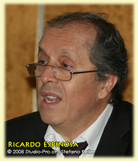 M. Ricardo Espinosa, Attaché de liaison, Bureau du Directeur général, Office des Nations Unies à Genève (ONUG)